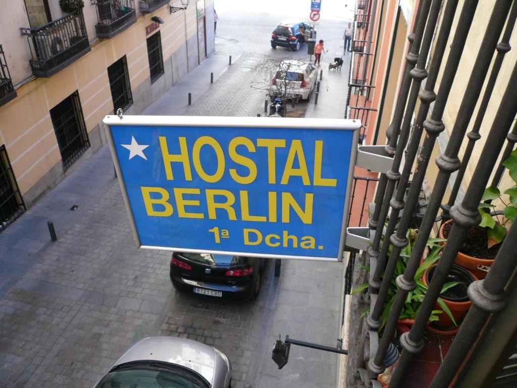 Hostal Berlin Madrid Exterior photo